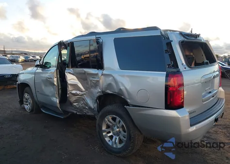 2019 Chevrolet Tahoe Ls z USA, uszkodzony, nr VIN 1GNSCAKC0KR124255